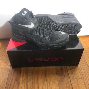 Nike Lebron Zoom Soldier VIII | sz 8